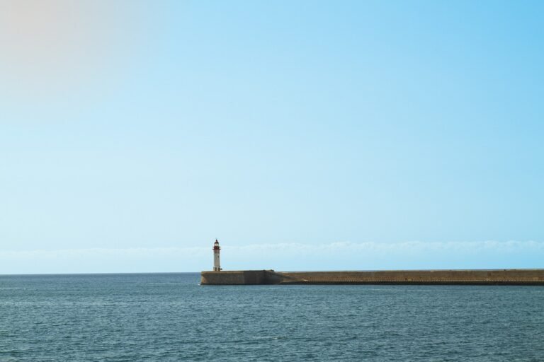 lighthouse, breakwater harbor, almeria-212152.jpg